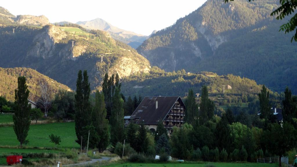 Hotel Les Barnieres Guillestre Exteriér fotografie