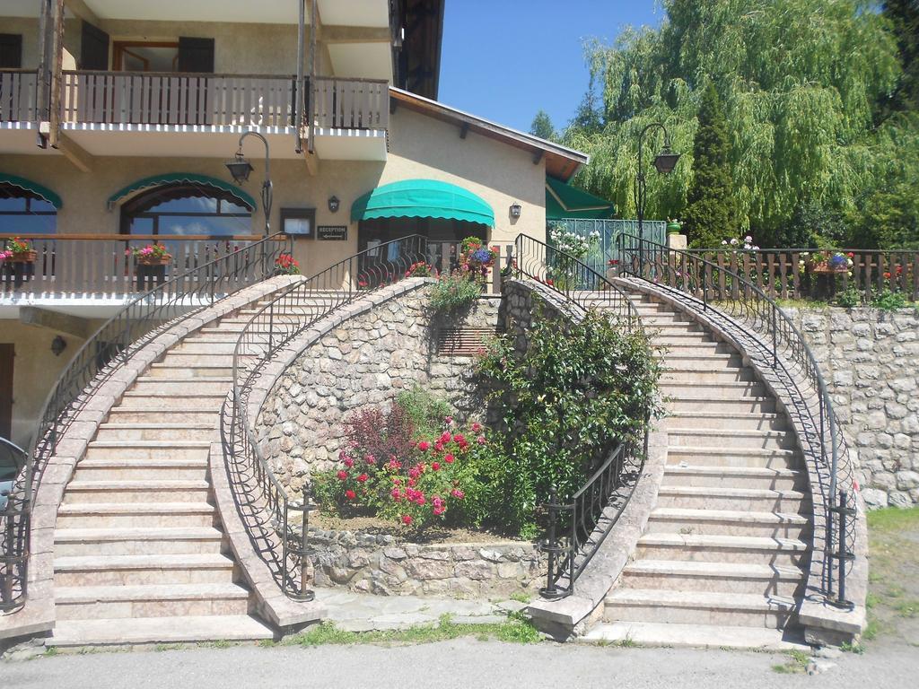 Hotel Les Barnieres Guillestre Exteriér fotografie